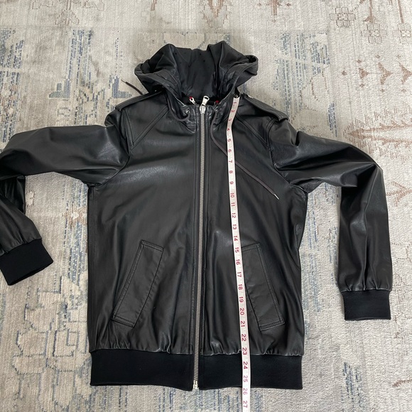 Marc Jacobs leather jacket - Picture 6 of 12